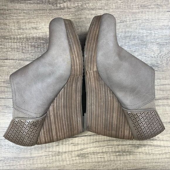 Dr. Scholls “Harlow” Wedge~Pewter~Ankle Bootie Slip On~Women's~Size 7.5W - Picture 7 of 9